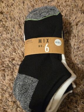 Mix No. 6 Black, & White Kids Athletic No Show Socks